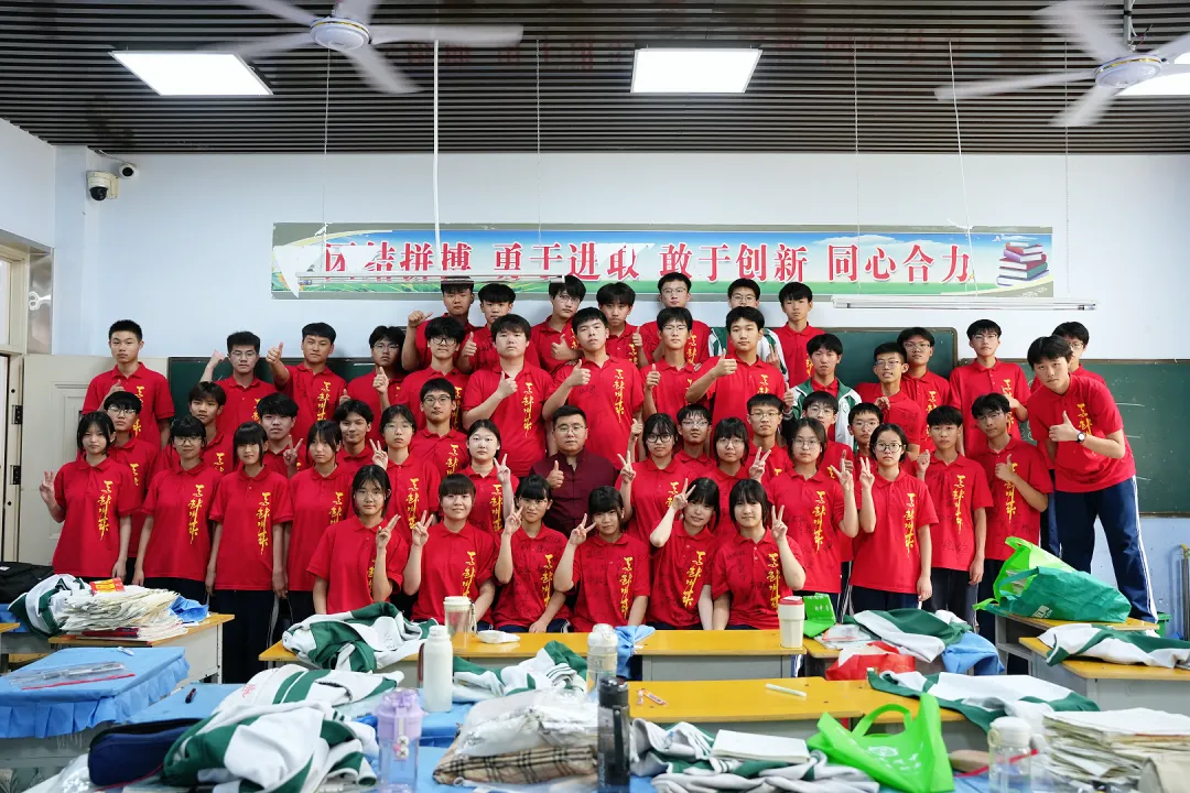 中考收官,勇者凯旋:带着满腔热血,奔赴下一场山海-第62张图片-四季读书网