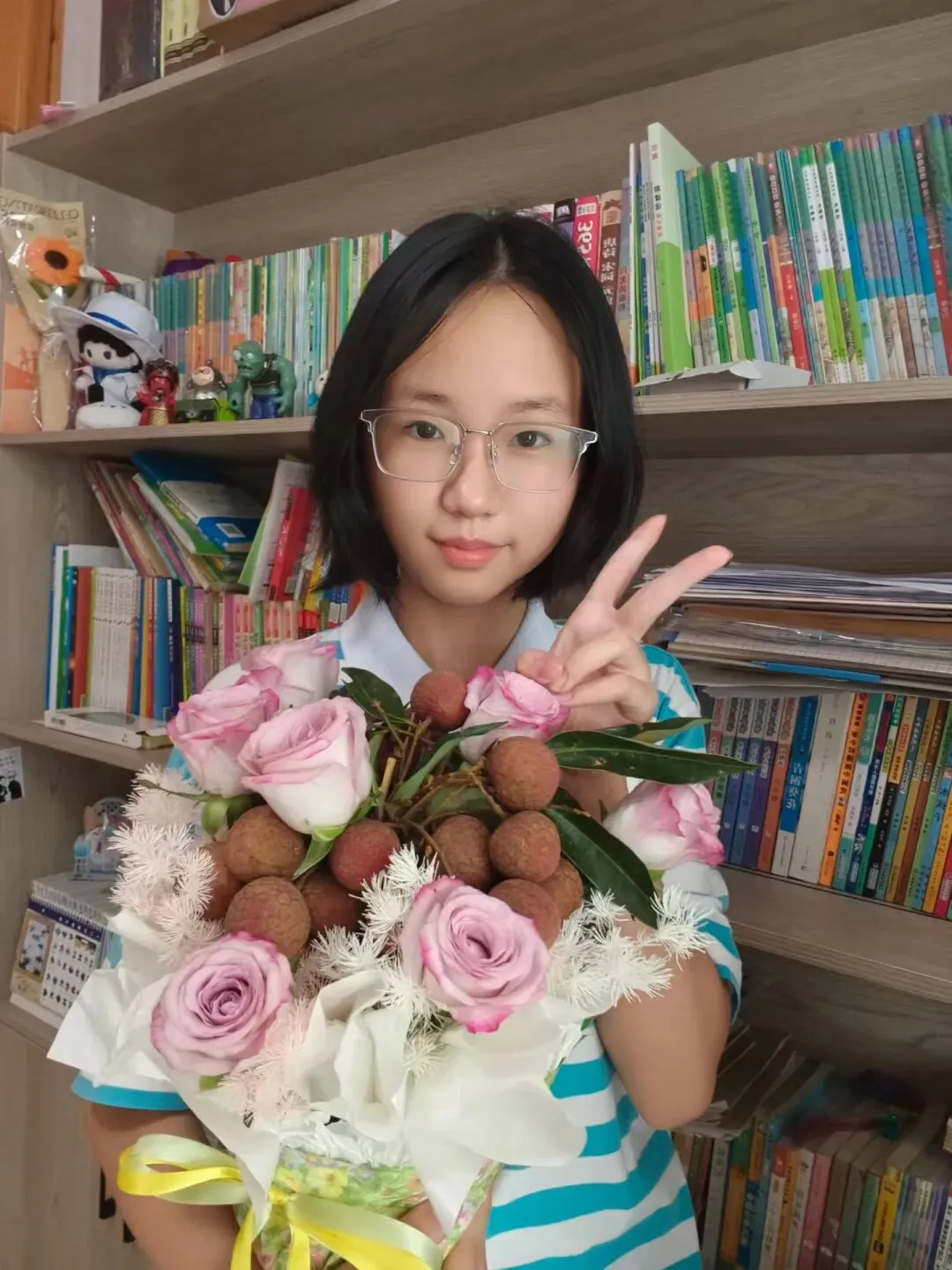漳平中考结束!考场外鲜花千姿百态,这届家长给力...-第32张图片-四季读书网 漳平中考结束!考场外鲜花千姿百态,这届家长给力...-第32张图片-四季读书网
