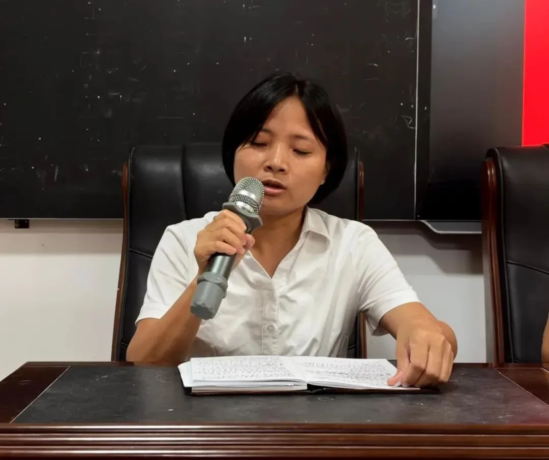 复盘模考短板,誓夺全员合格 ——万宁市民族中学高一高二年级合格考成绩分析会-第10张图片-四季读书网
