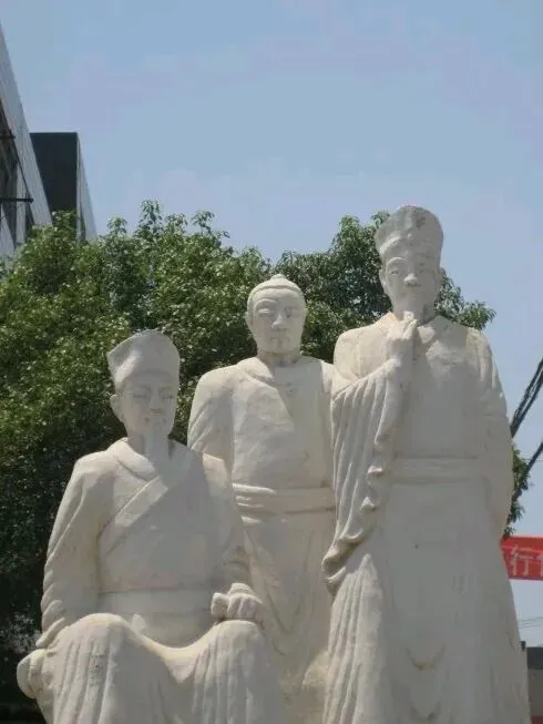 中考语文彻底变天!课内白背、必读白读,高二考点突袭中考,不少家长懵圈了-第1张图片-四季读书网 中考语文彻底变天!课内白背、必读白读,高二考点突袭中考,不少家长懵圈了-第1张图片-四季读书网