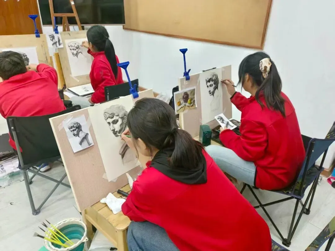 中考结束了!卷不动不硬卷!大连这所学校带你逆袭上大学!-第14张图片-四季读书网 中考结束了!卷不动不硬卷!大连这所学校带你逆袭上大学!-第14张图片-四季读书网