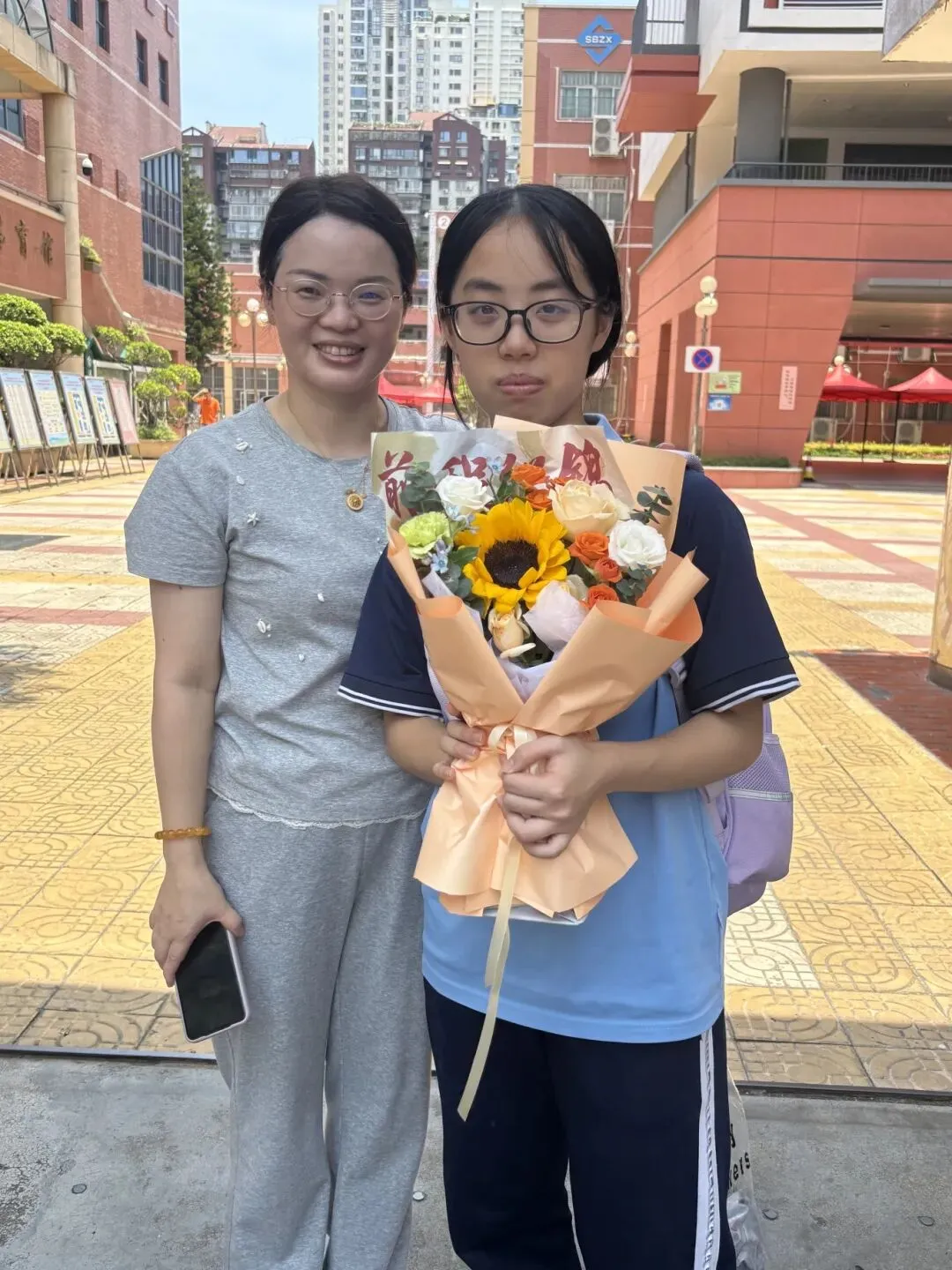 中考收官|这些被爱包围的「柏样」瞬间,都成了最美的风景-第50张图片-四季读书网 中考收官|这些被爱包围的「柏样」瞬间,都成了最美的风景-第50张图片-四季读书网