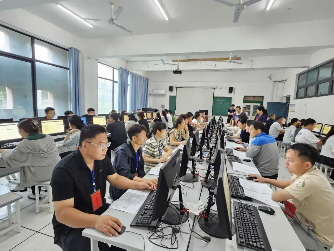 亳州中考查分最新消息!-第1张图片-四季读书网 亳州中考查分最新消息!-第1张图片-四季读书网