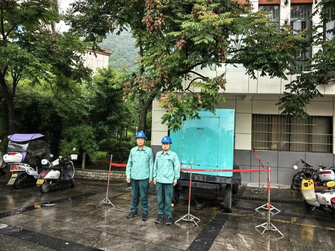 满格电护航中考 零差错守护梦想-第28张图片-四季读书网 满格电护航中考 零差错守护梦想-第28张图片-四季读书网