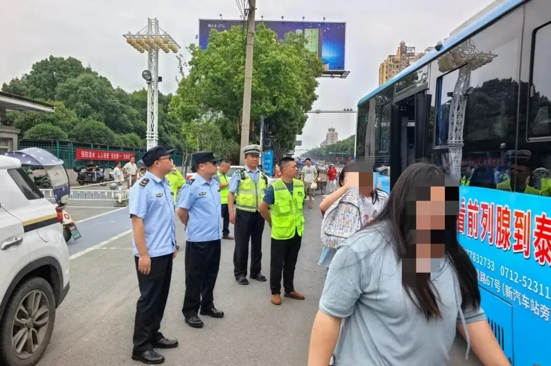安陆:圆满完成中考交通运输执法保障工作-第2张图片-四季读书网 安陆:圆满完成中考交通运输执法保障工作-第2张图片-四季读书网