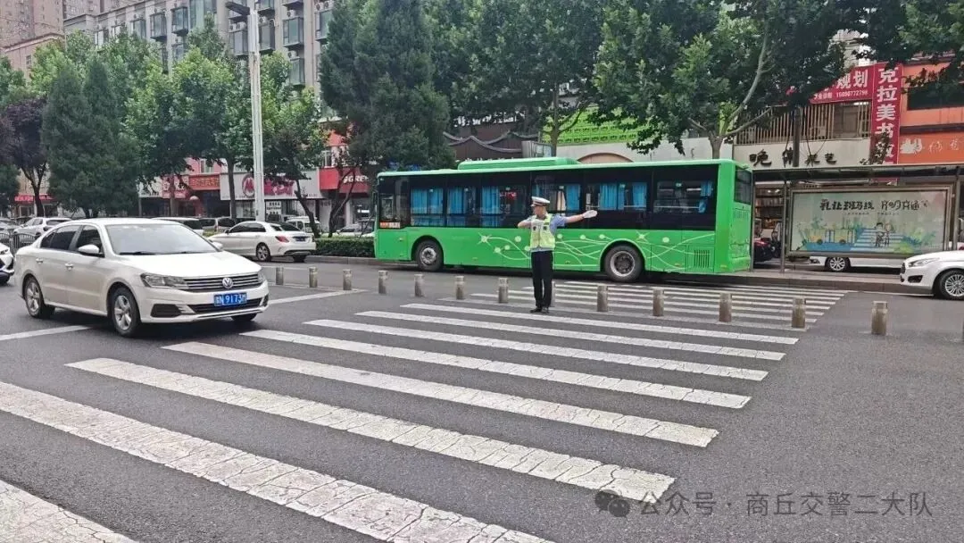 护航中考丨中考,守护依旧!-第17张图片-四季读书网 护航中考丨中考,守护依旧!-第17张图片-四季读书网