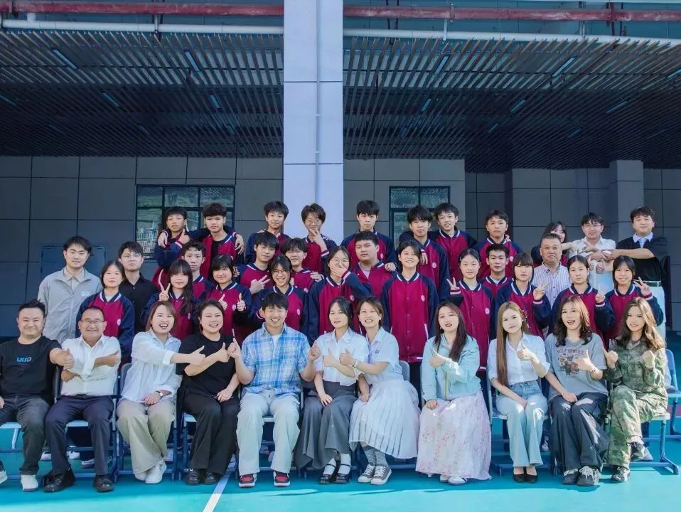 落笔生花,盛夏收官|为华学子中考逐梦之旅圆满落幕!-第47张图片-四季读书网 落笔生花,盛夏收官|为华学子中考逐梦之旅圆满落幕!-第47张图片-四季读书网