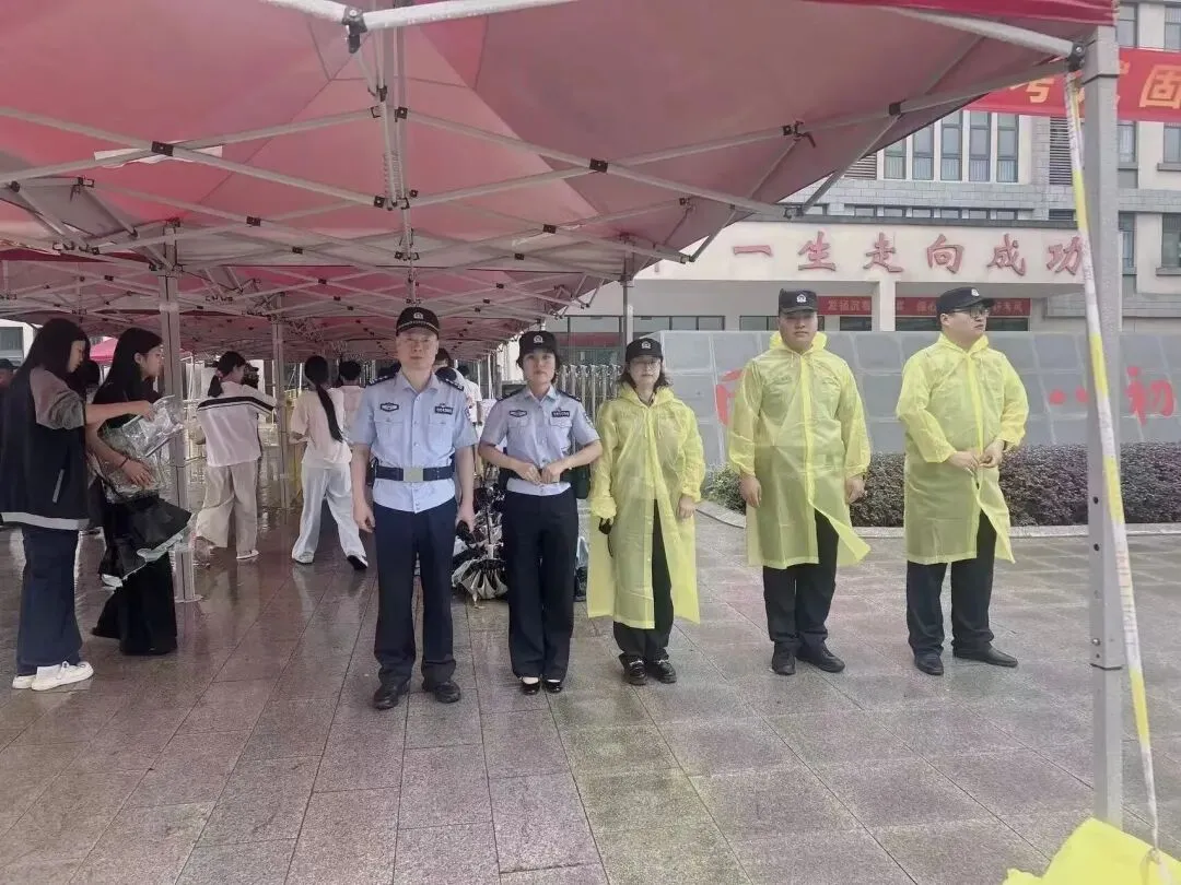 蝉鸣盛夏 藏蓝护航 —— 河南警方守护中考逐梦路-第16张图片-四季读书网