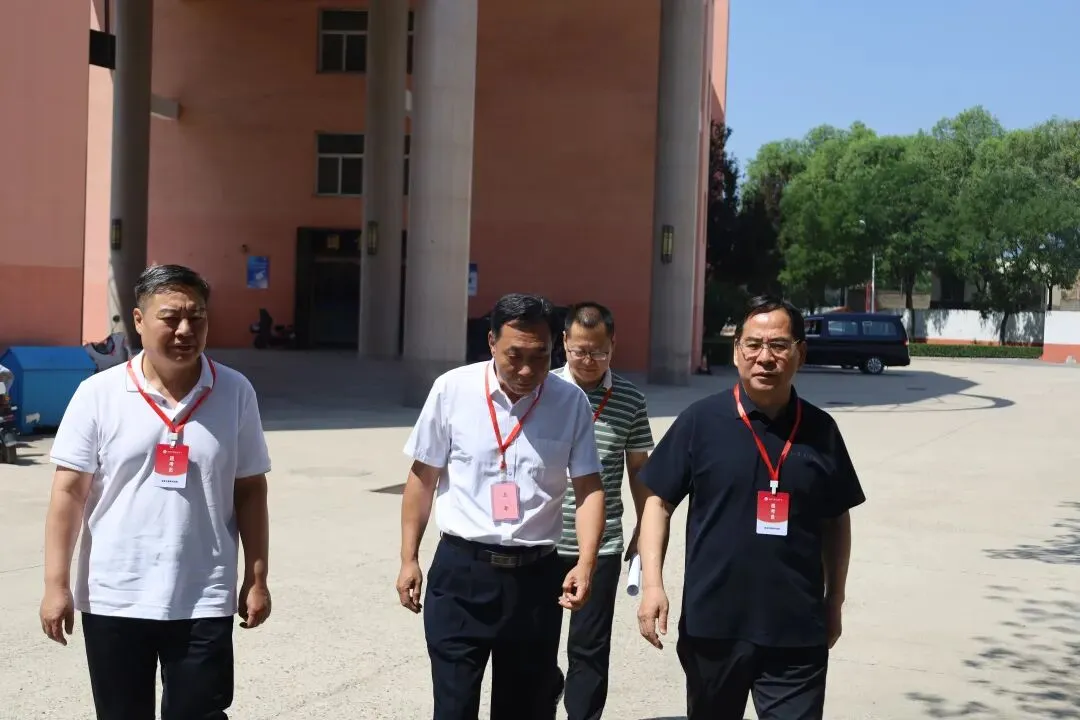 市教育局领导来阜巡视中考工作-第6张图片-四季读书网