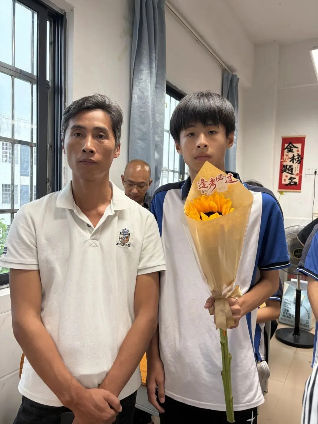 温情送福迎端午 家校同心战中考|八步第一初级中学开展“我为孩子送祝福”主题家长会-第13张图片-四季读书网
