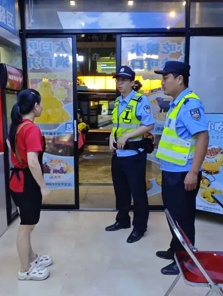“警”随中考 圆满收官-第10张图片-四季读书网 “警”随中考 圆满收官-第10张图片-四季读书网