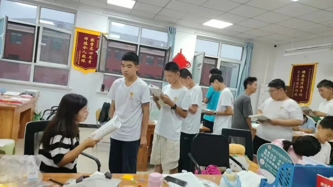 南校初中2026年中补简介——再战中考,追梦招募-第28张图片-四季读书网 南校初中2026年中补简介——再战中考,追梦招募-第28张图片-四季读书网
