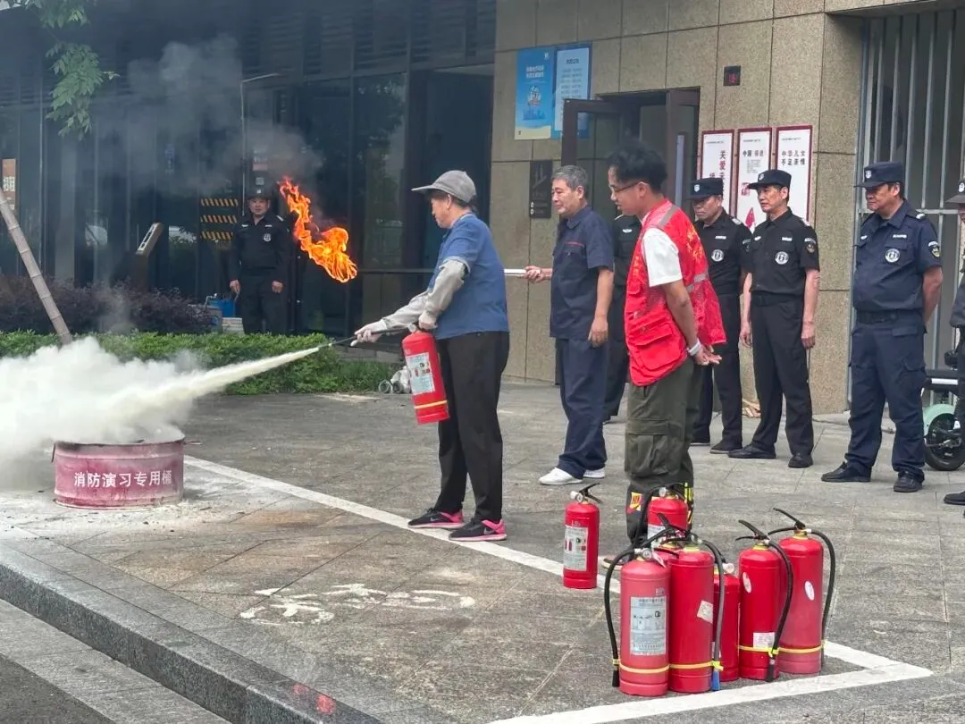 当端午遇上中考,宁波用坚守交出温暖答卷-第21张图片-四季读书网