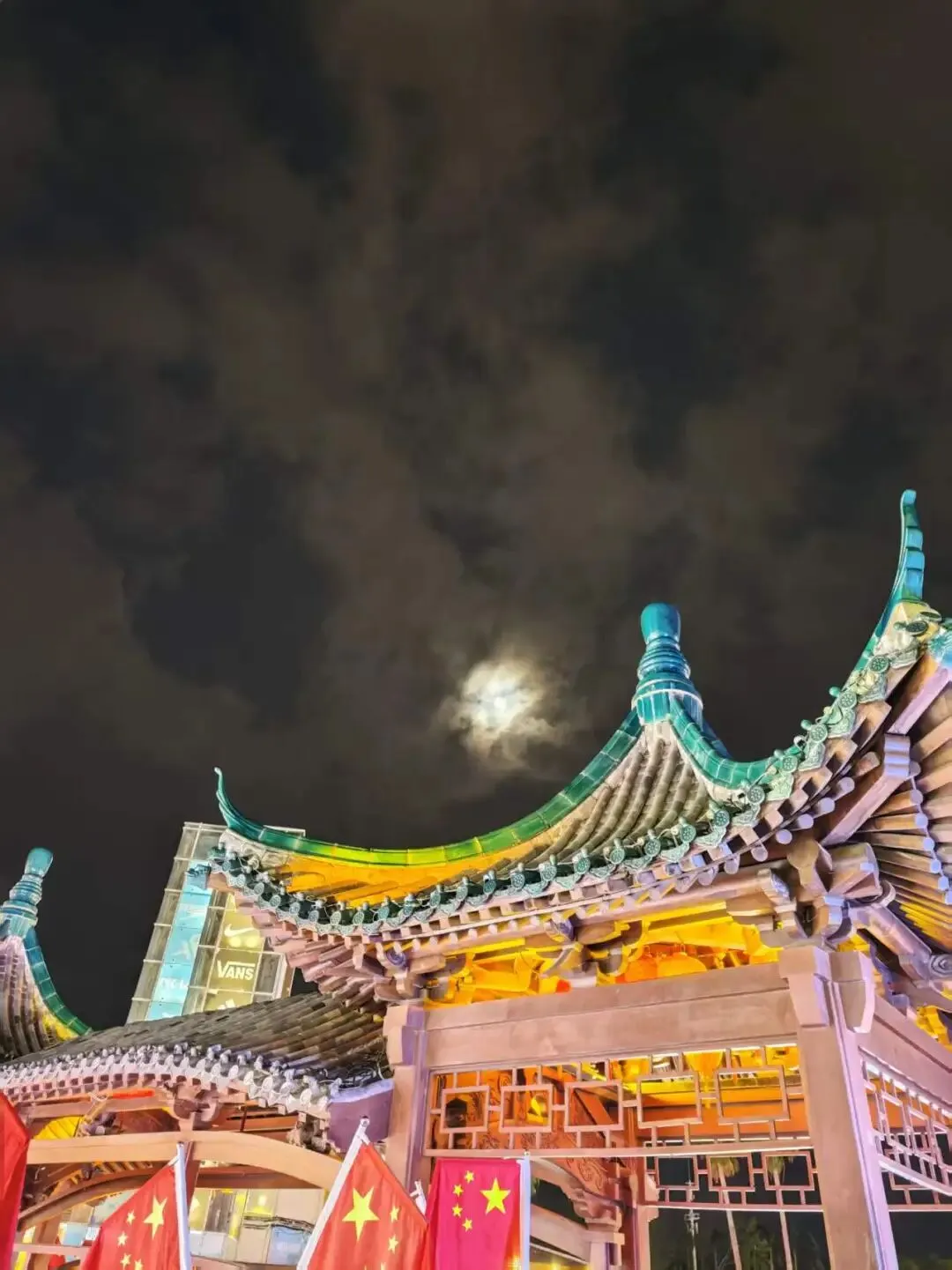 中考试卷多处低级错误:外行一眼看出的问题,为什么内行层层审核不出来?-第5张图片-四季读书网