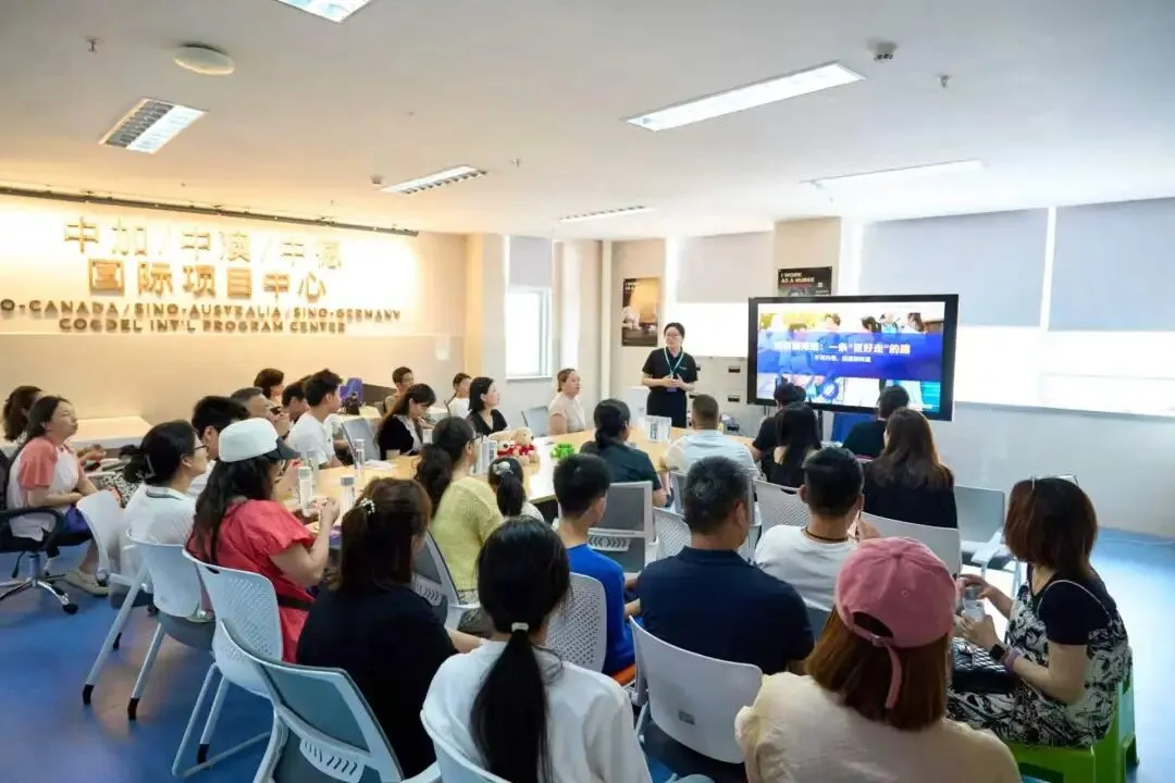 中考后择校“大考”,这场沙龙交出了怎样的答卷?-第7张图片-四季读书网 中考后择校“大考”,这场沙龙交出了怎样的答卷?-第7张图片-四季读书网