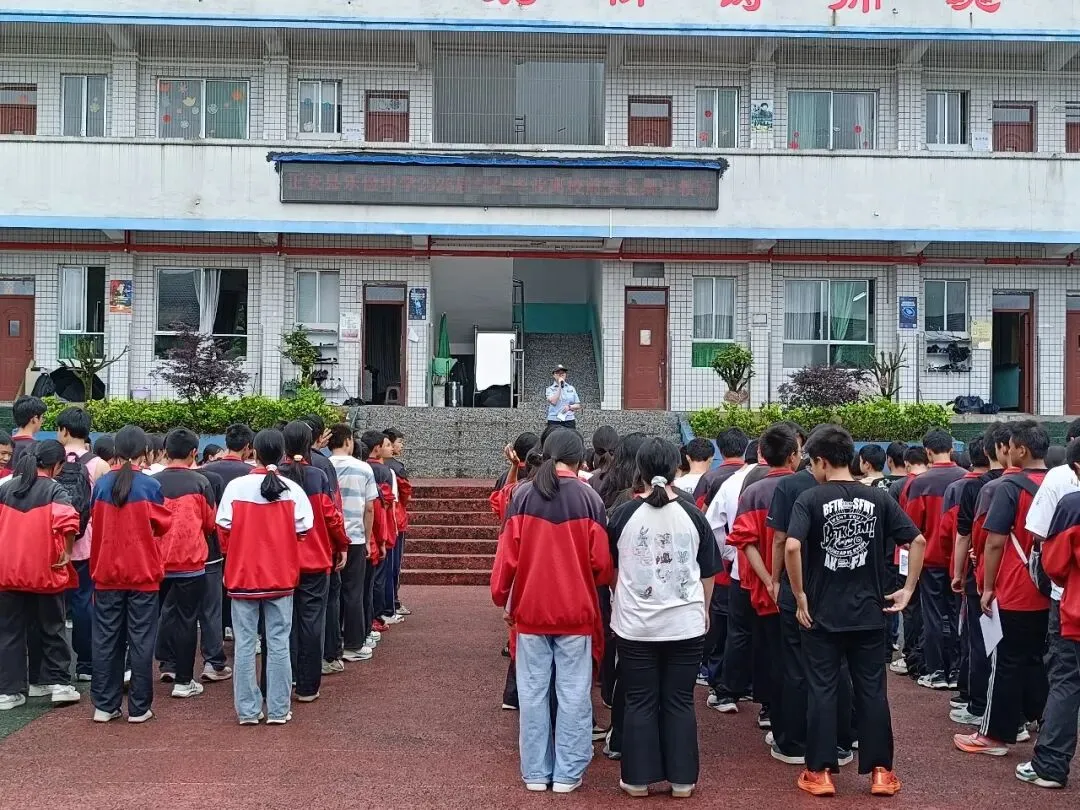 中考落幕|送给正安考生的10个“暖心锦囊”:此程落笔终章,前路万丈光芒-第5张图片-四季读书网
