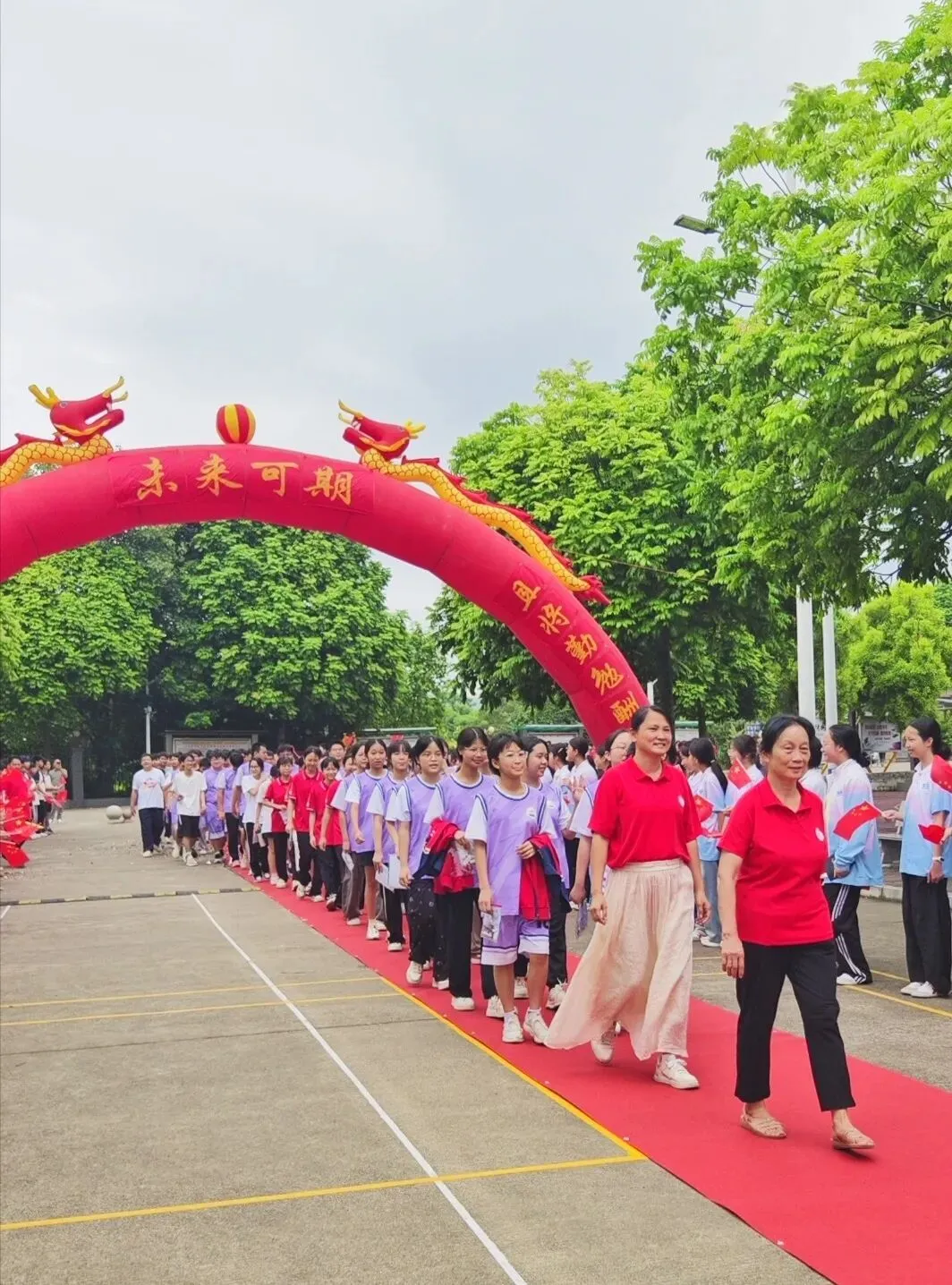 【荷城先锋 红烛育才】逐梦中考 暖心护航 | 桂平市浔郡中学2026届送考纪实-第2张图片-四季读书网 【荷城先锋 红烛育才】逐梦中考 暖心护航 | 桂平市浔郡中学2026届送考纪实-第2张图片-四季读书网
