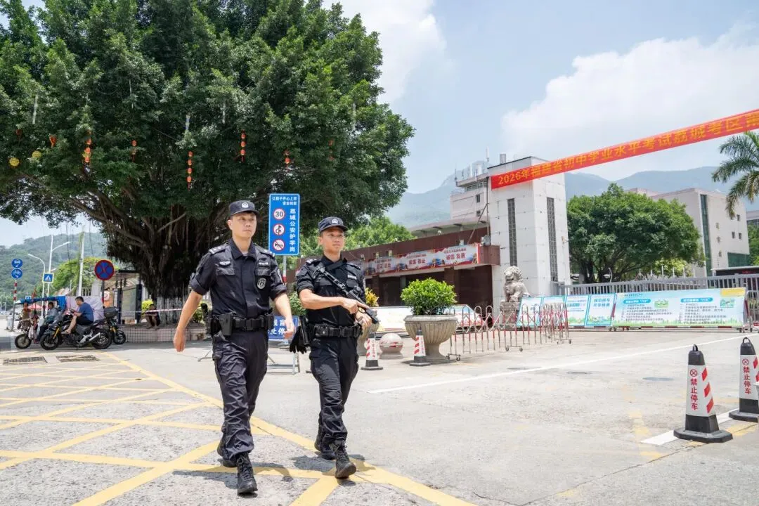 中考结束,荔城公安还在考点忙什么?-第4张图片-四季读书网