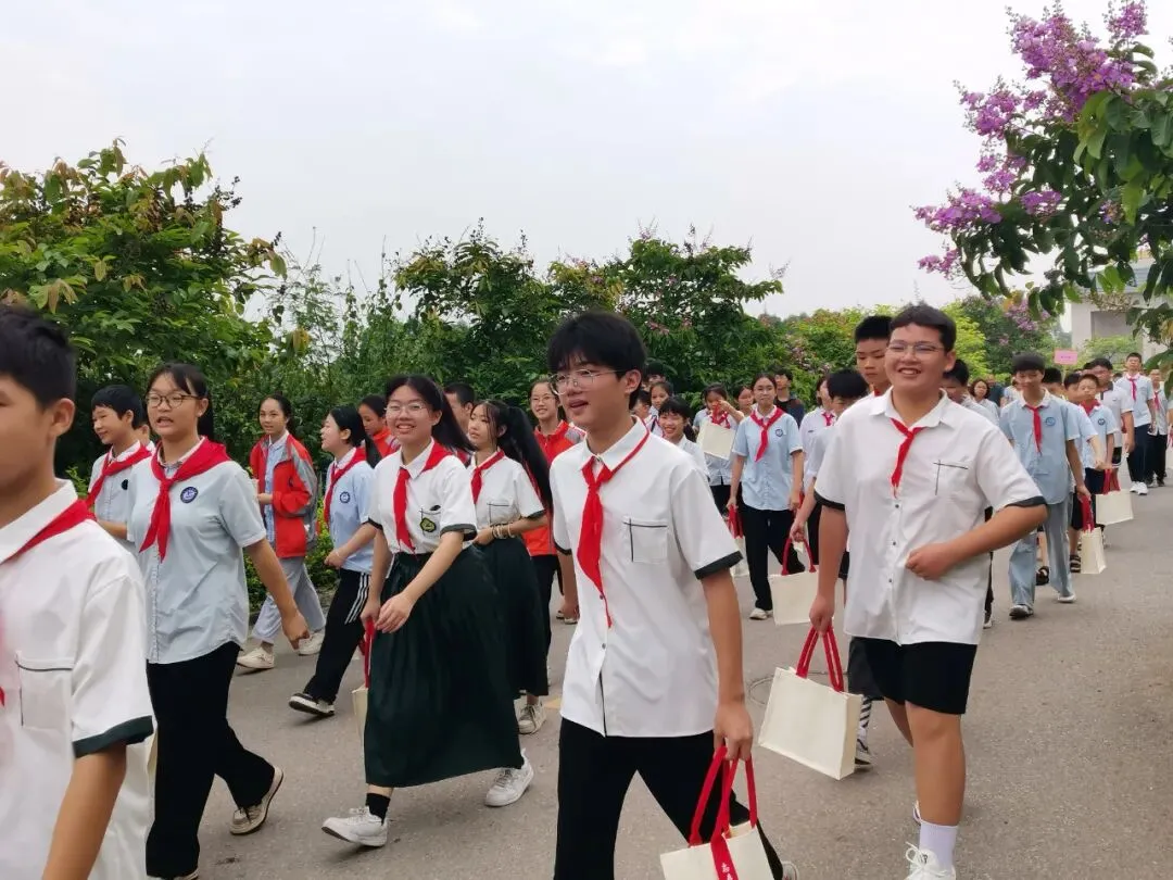 中考加油 | 我在上思中学等你-第43张图片-四季读书网
