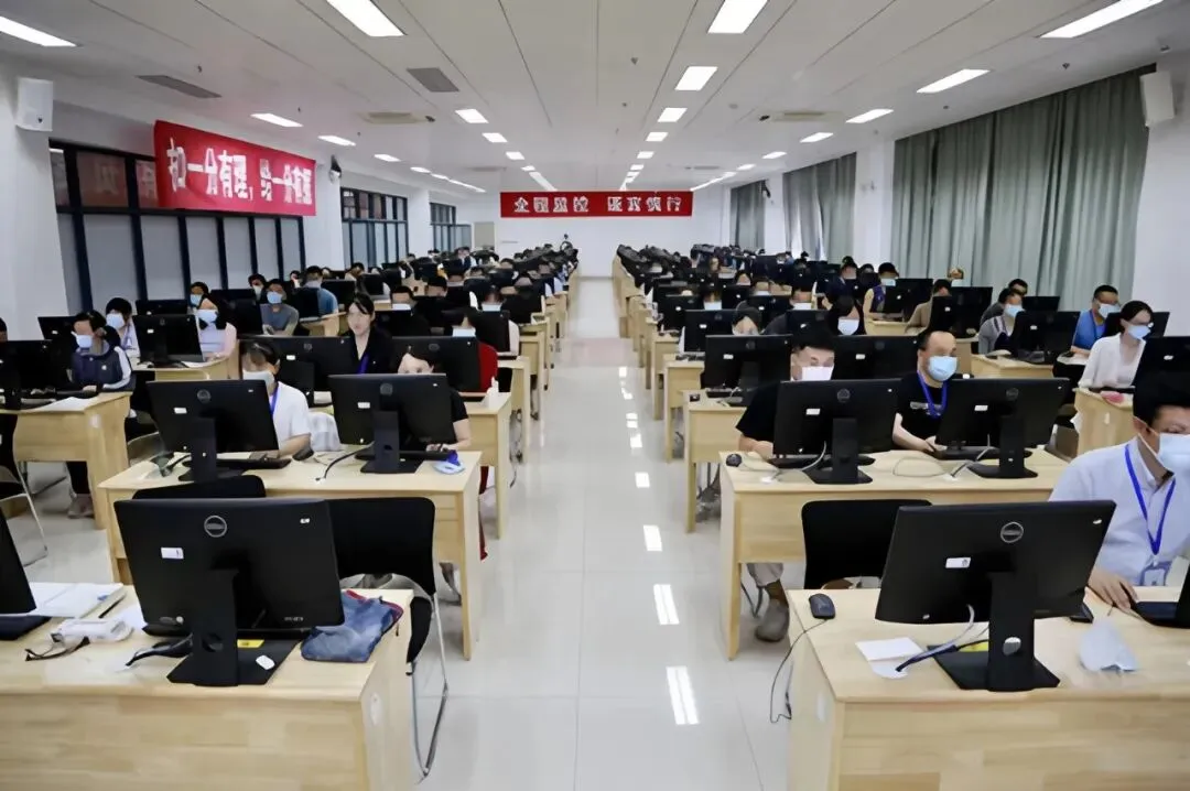高考试卷打分真的会手一抖扣错分?看完你就放心了-第3张图片-四季读书网 高考试卷打分真的会手一抖扣错分?看完你就放心了-第3张图片-四季读书网