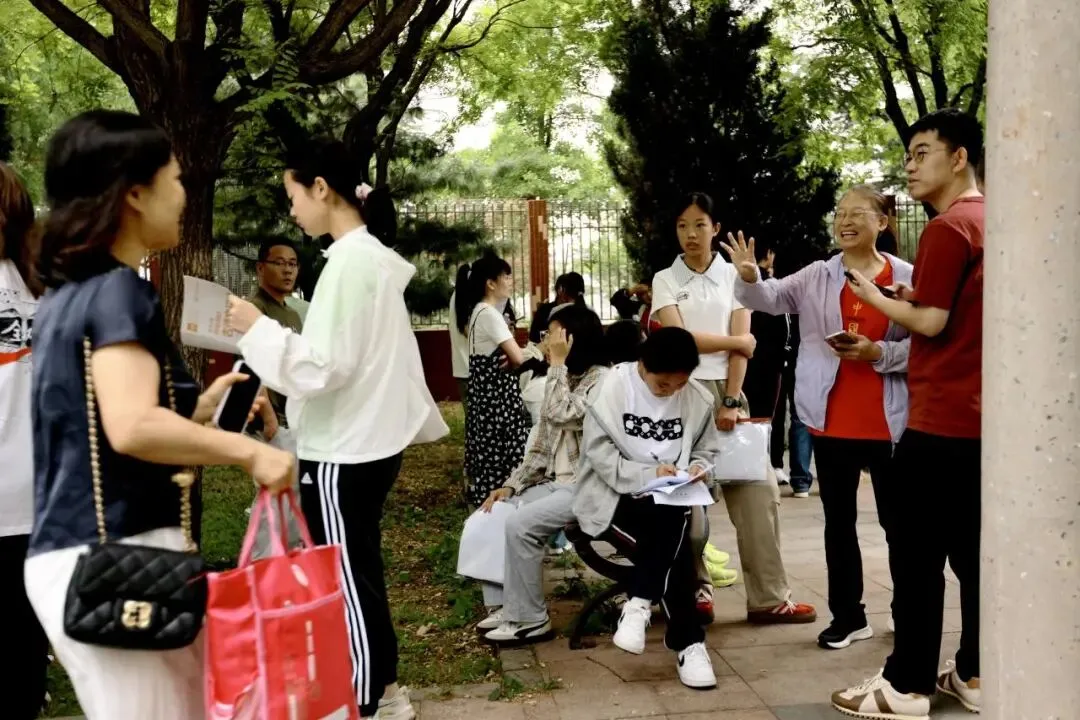 直击现场!平谷中考第一天→-第16张图片-四季读书网 直击现场!平谷中考第一天→-第16张图片-四季读书网