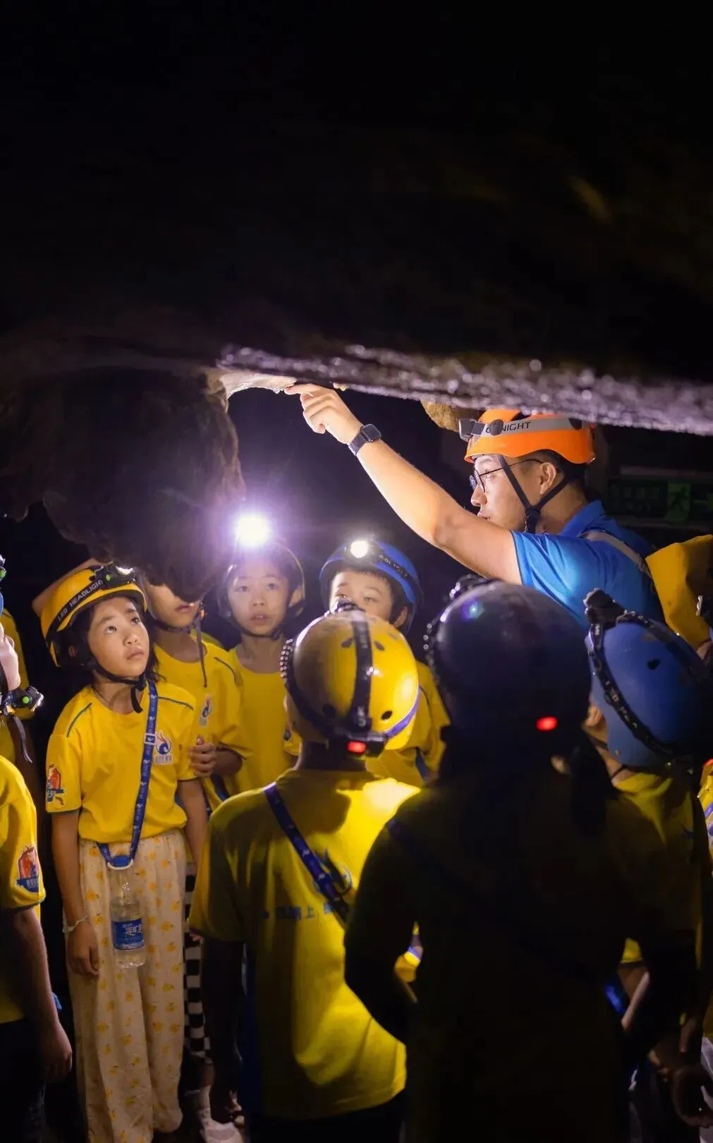 6.28-6.30中考假专场!【英西探险】3日独立营|天然岩壁攀岩,探秘峰林溶洞,森林夜观,溯源茶文化......给孩子一个野趣十足的成长挑战!-第28张图片-四季读书网