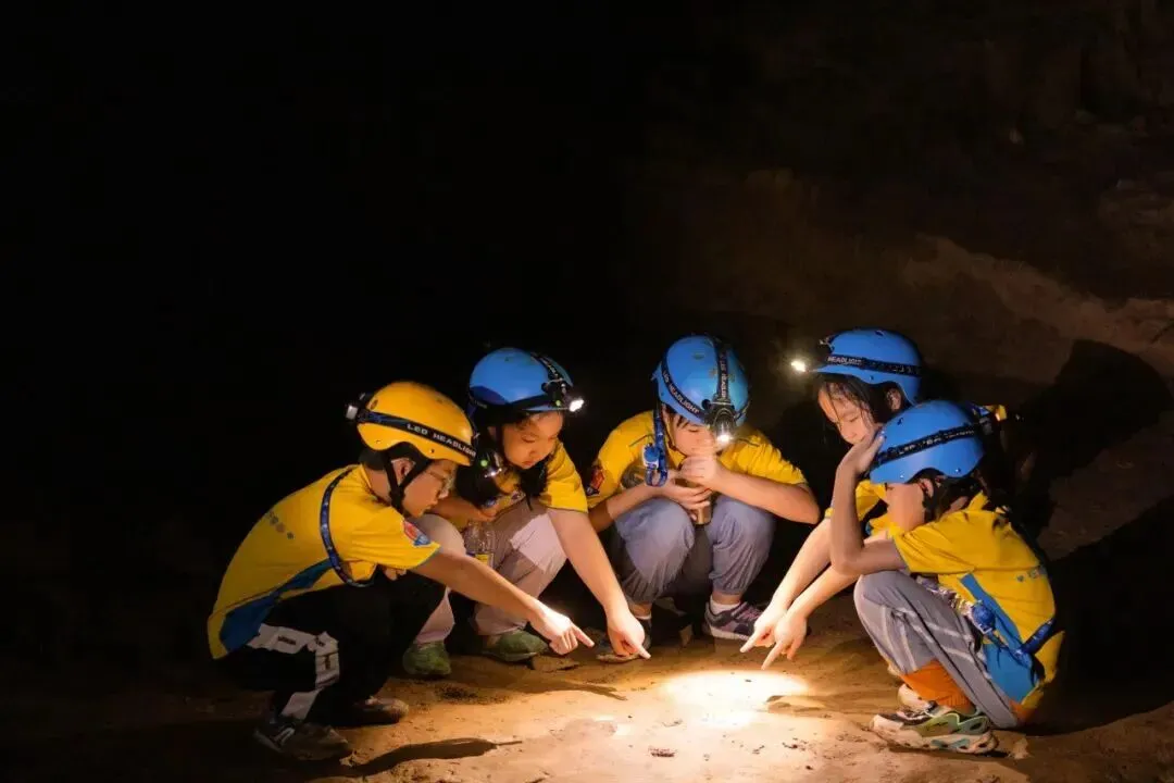 6.28-6.30中考假专场!【英西探险】3日独立营|天然岩壁攀岩,探秘峰林溶洞,森林夜观,溯源茶文化......给孩子一个野趣十足的成长挑战!-第29张图片-四季读书网