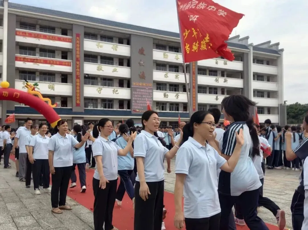 今日中考 !象州2812名考生奔赴考场-第7张图片-四季读书网