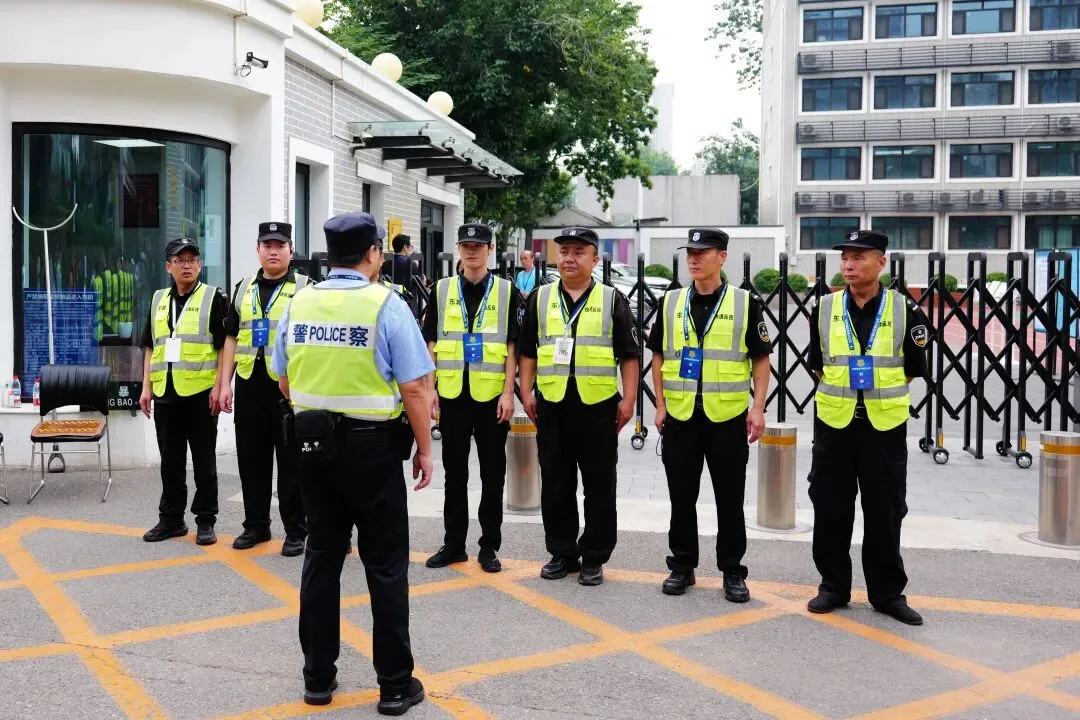 少年只管追梦!东城多部门联动护航,直击中考首日——-第9张图片-四季读书网
