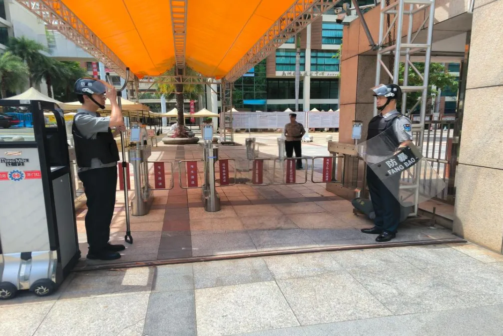 执守盛夏,护航中考|海谊城市服务助力学子圆梦-第7张图片-四季读书网 执守盛夏,护航中考|海谊城市服务助力学子圆梦-第7张图片-四季读书网