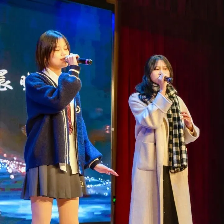 凭中考成绩择优录取!苏州新草桥中学2026高中部招生简章发布-第45张图片-四季读书网 凭中考成绩择优录取!苏州新草桥中学2026高中部招生简章发布-第45张图片-四季读书网