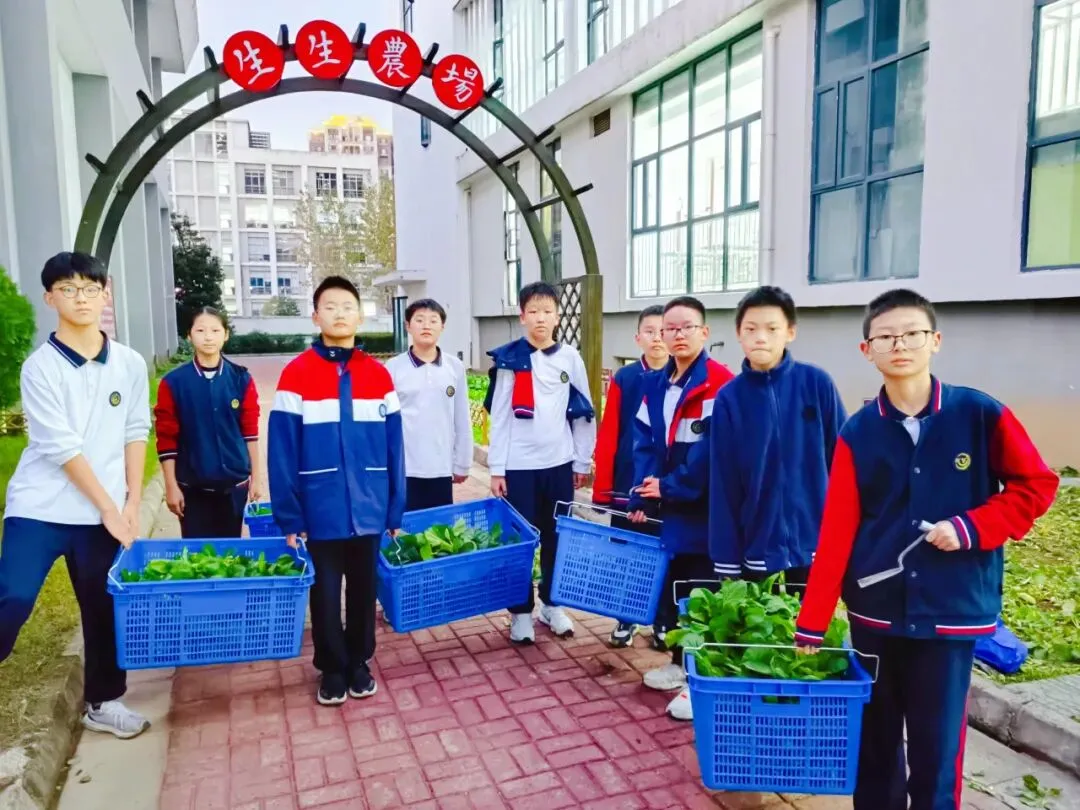凭中考成绩择优录取!苏州新草桥中学2026高中部招生简章发布-第54张图片-四季读书网 凭中考成绩择优录取!苏州新草桥中学2026高中部招生简章发布-第54张图片-四季读书网