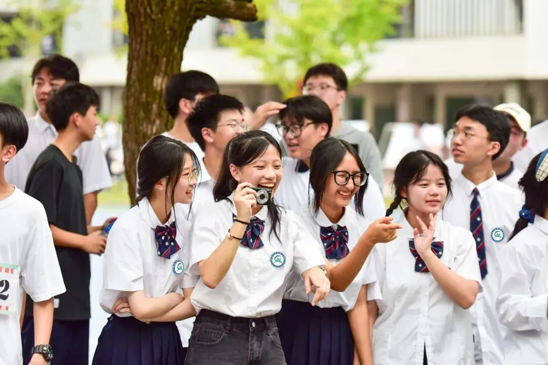 凭中考成绩择优录取!苏州新草桥中学2026高中部招生简章发布-第92张图片-四季读书网 凭中考成绩择优录取!苏州新草桥中学2026高中部招生简章发布-第92张图片-四季读书网