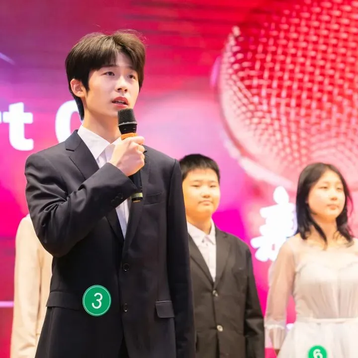 凭中考成绩择优录取!苏州新草桥中学2026高中部招生简章发布-第93张图片-四季读书网 凭中考成绩择优录取!苏州新草桥中学2026高中部招生简章发布-第93张图片-四季读书网