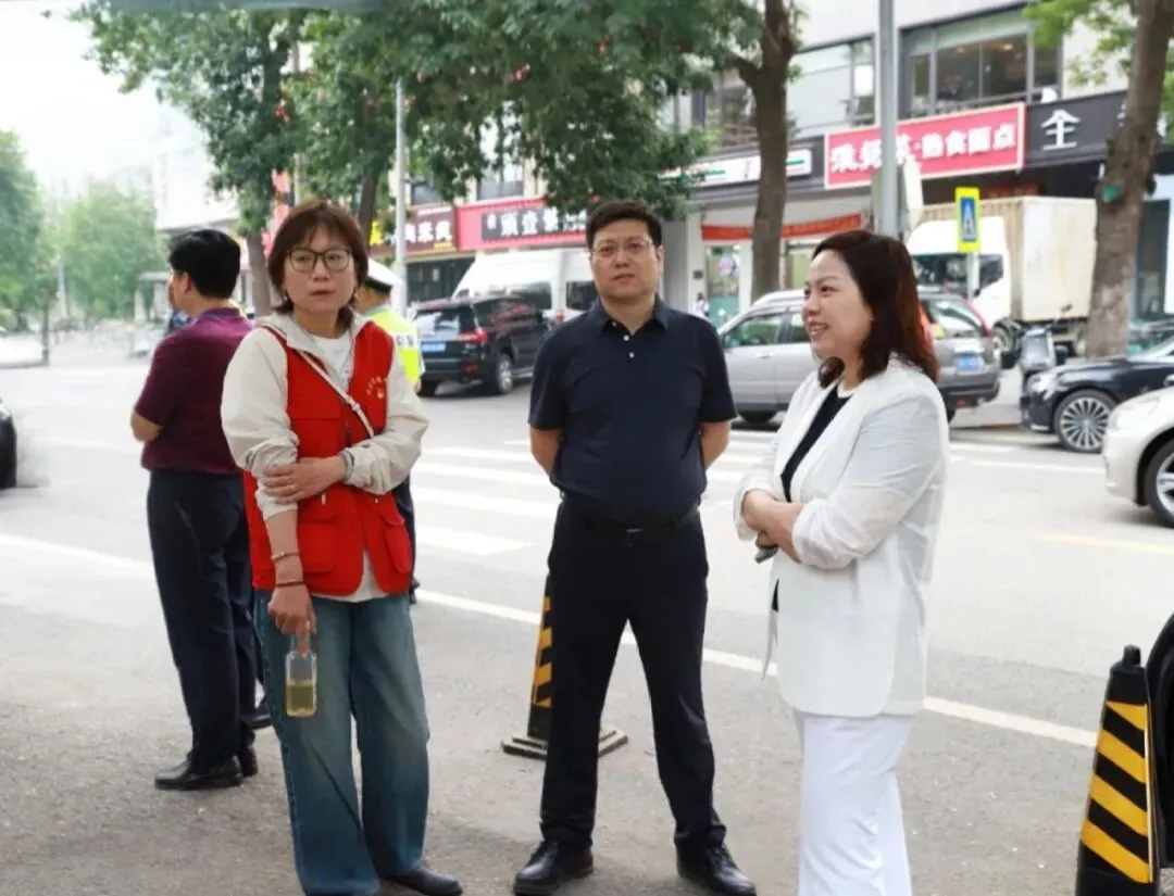 2026中考首日!望京街道以“爱与坚守”再答“护考卷”-第19张图片-四季读书网
