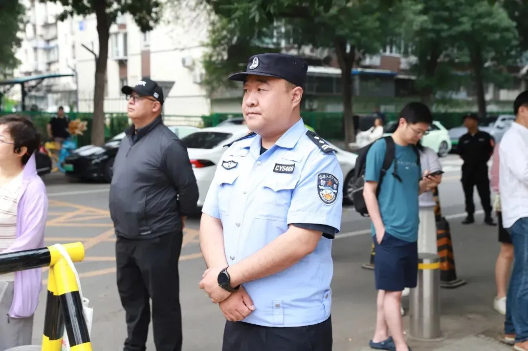 2026中考首日!望京街道以“爱与坚守”再答“护考卷”-第27张图片-四季读书网