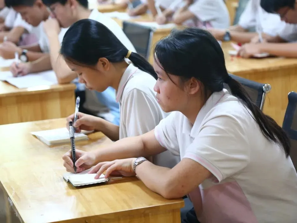 【根脉·赋能】名师引路,蓄力中考 ——黄金雄老师中考学法指导专题讲座赋能九年级学子决胜-第23张图片-四季读书网