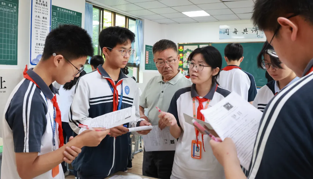 中考失利别灰心!吴江青云实验中学盛湖学校复读班,助孩子再战一年、圆梦高中-第4张图片-四季读书网 中考失利别灰心!吴江青云实验中学盛湖学校复读班,助孩子再战一年、圆梦高中-第4张图片-四季读书网