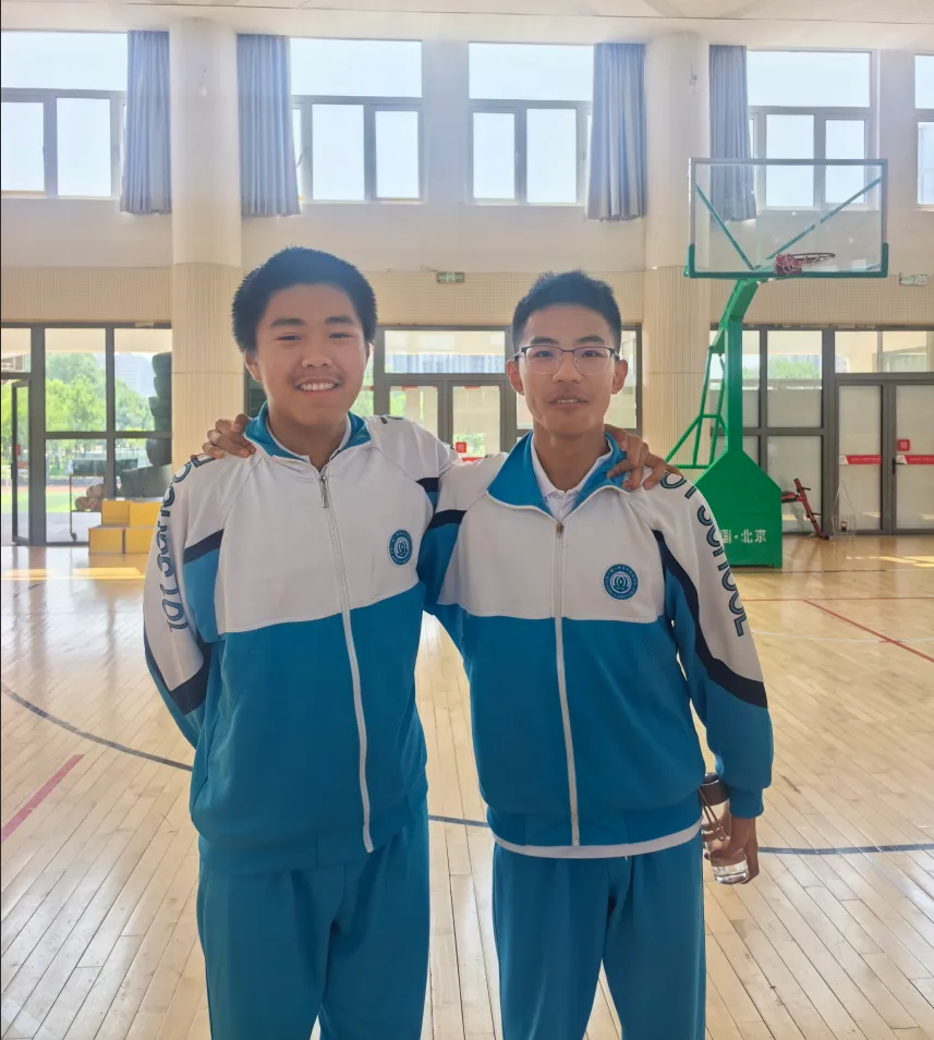 中考首日 | 2026蓝校服,出征!-第18张图片-四季读书网 中考首日 | 2026蓝校服,出征!-第18张图片-四季读书网