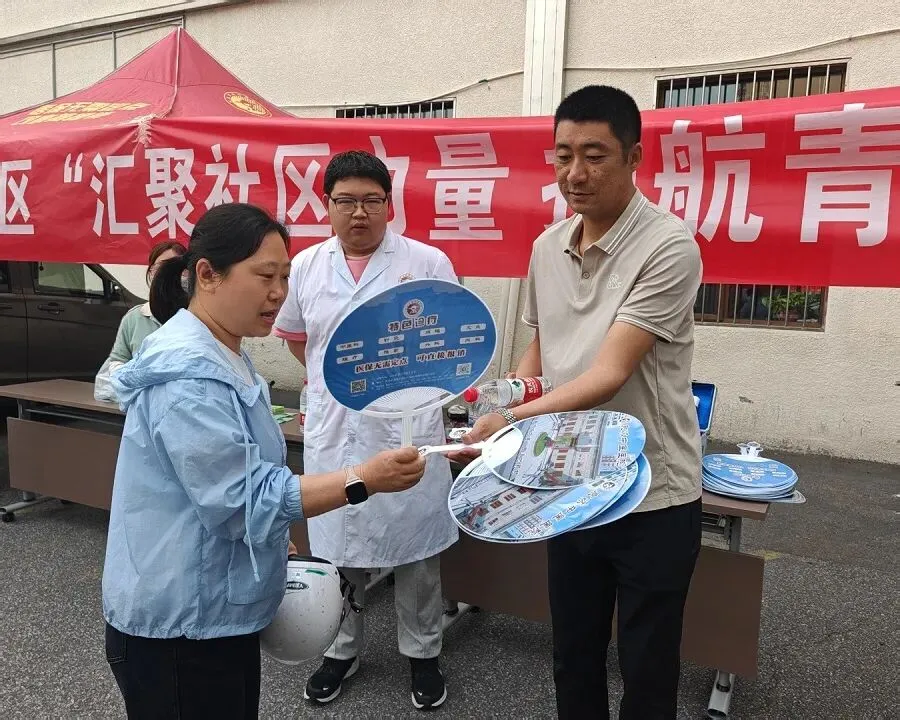 中考护航|温情守考场 暖心伴少年逐梦前行-第2张图片-四季读书网 中考护航|温情守考场 暖心伴少年逐梦前行-第2张图片-四季读书网