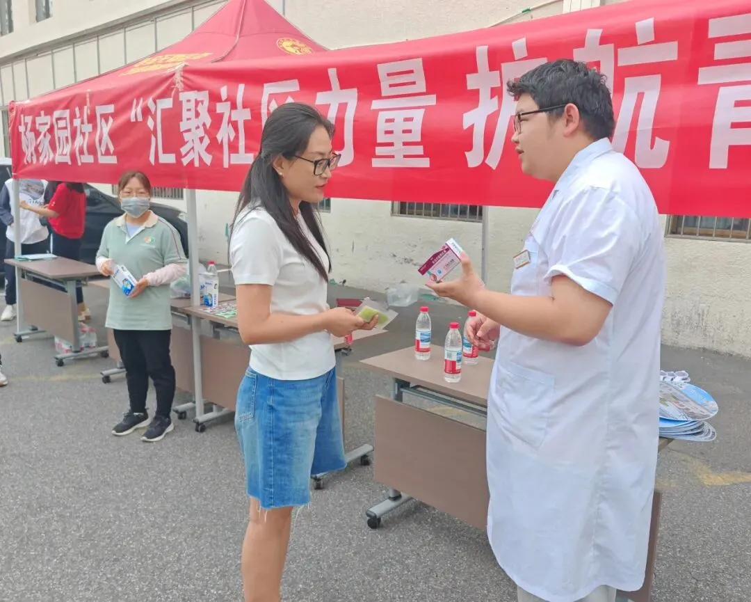 中考护航|温情守考场 暖心伴少年逐梦前行-第4张图片-四季读书网 中考护航|温情守考场 暖心伴少年逐梦前行-第4张图片-四季读书网