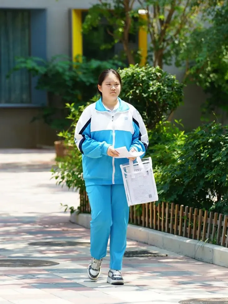 中考首日,少年只管向前冲!!!-第12张图片-四季读书网
