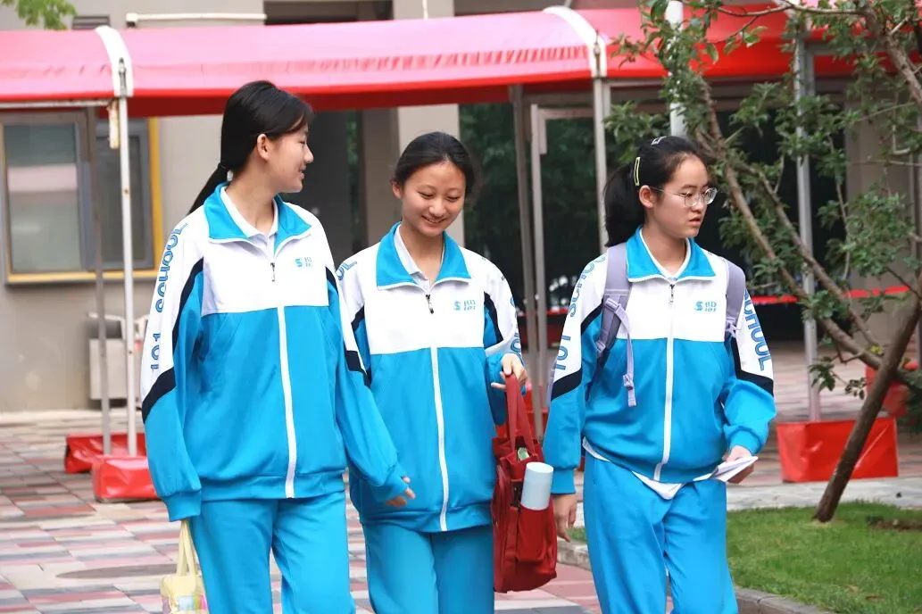 中考首日,少年只管向前冲!!!-第34张图片-四季读书网