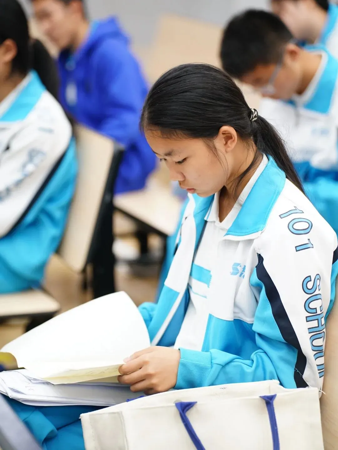 中考首日,少年只管向前冲!!!-第49张图片-四季读书网
