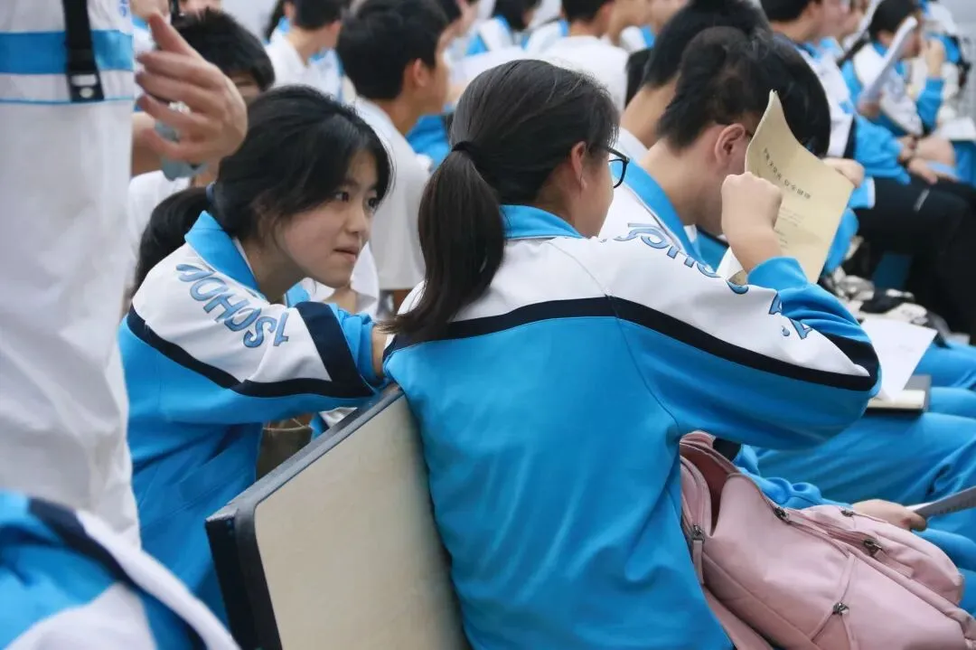 中考首日,少年只管向前冲!!!-第57张图片-四季读书网