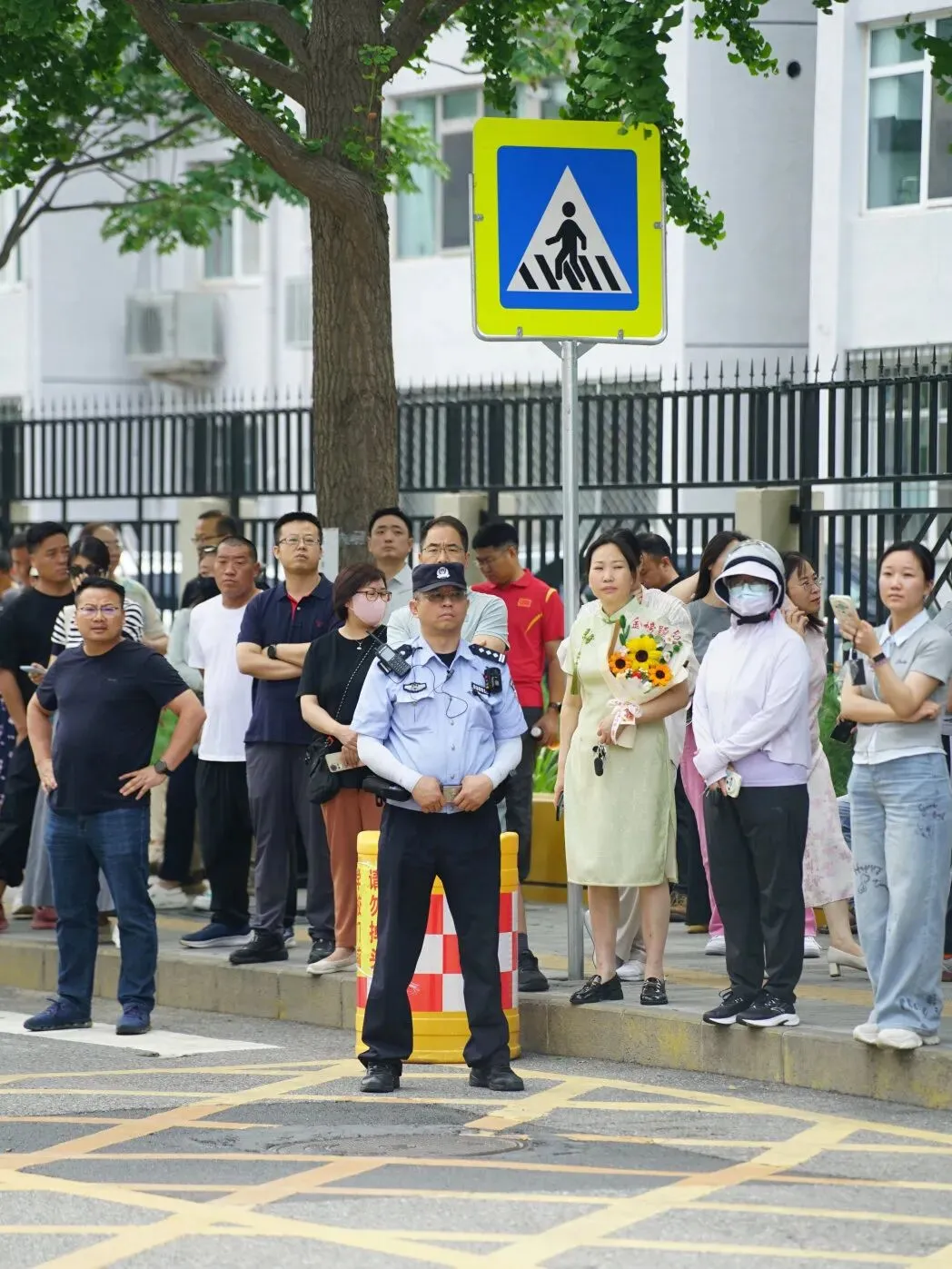 中考首日,少年只管向前冲!!!-第59张图片-四季读书网