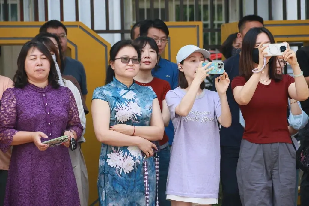 中考首日,少年只管向前冲!!!-第62张图片-四季读书网