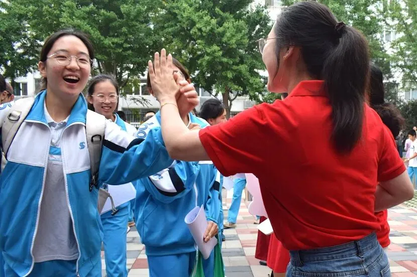中考首日,少年只管向前冲!!!-第87张图片-四季读书网