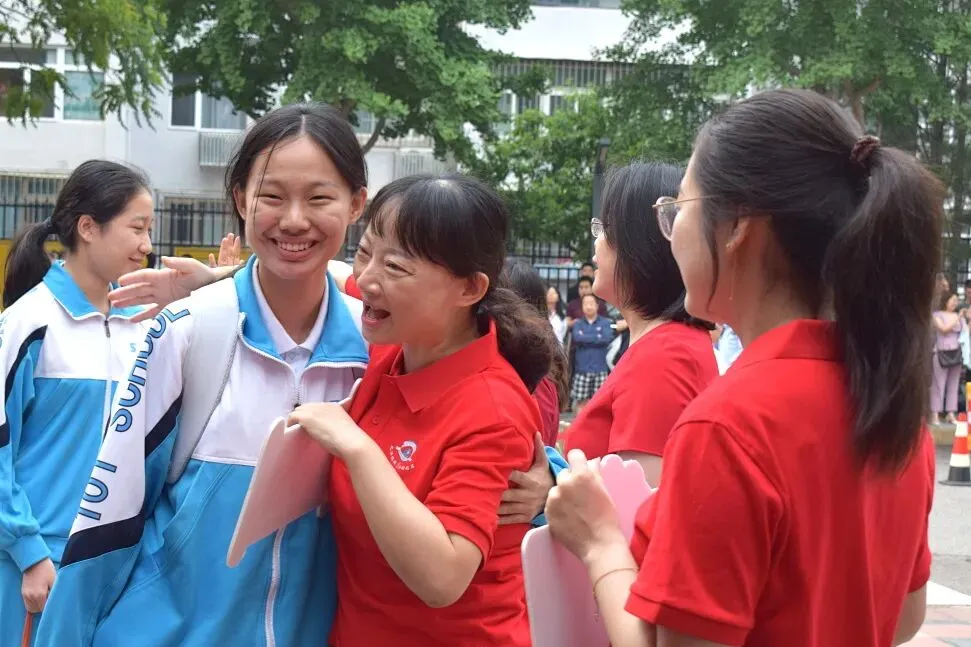 中考首日,少年只管向前冲!!!-第103张图片-四季读书网
