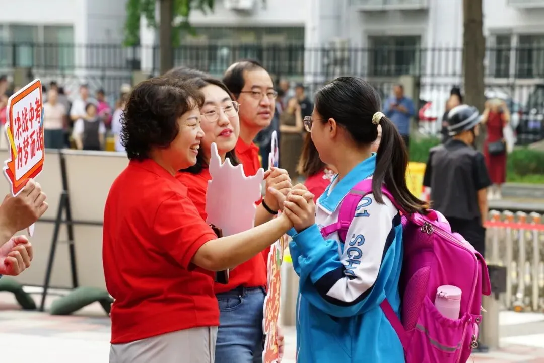 中考首日,少年只管向前冲!!!-第126张图片-四季读书网